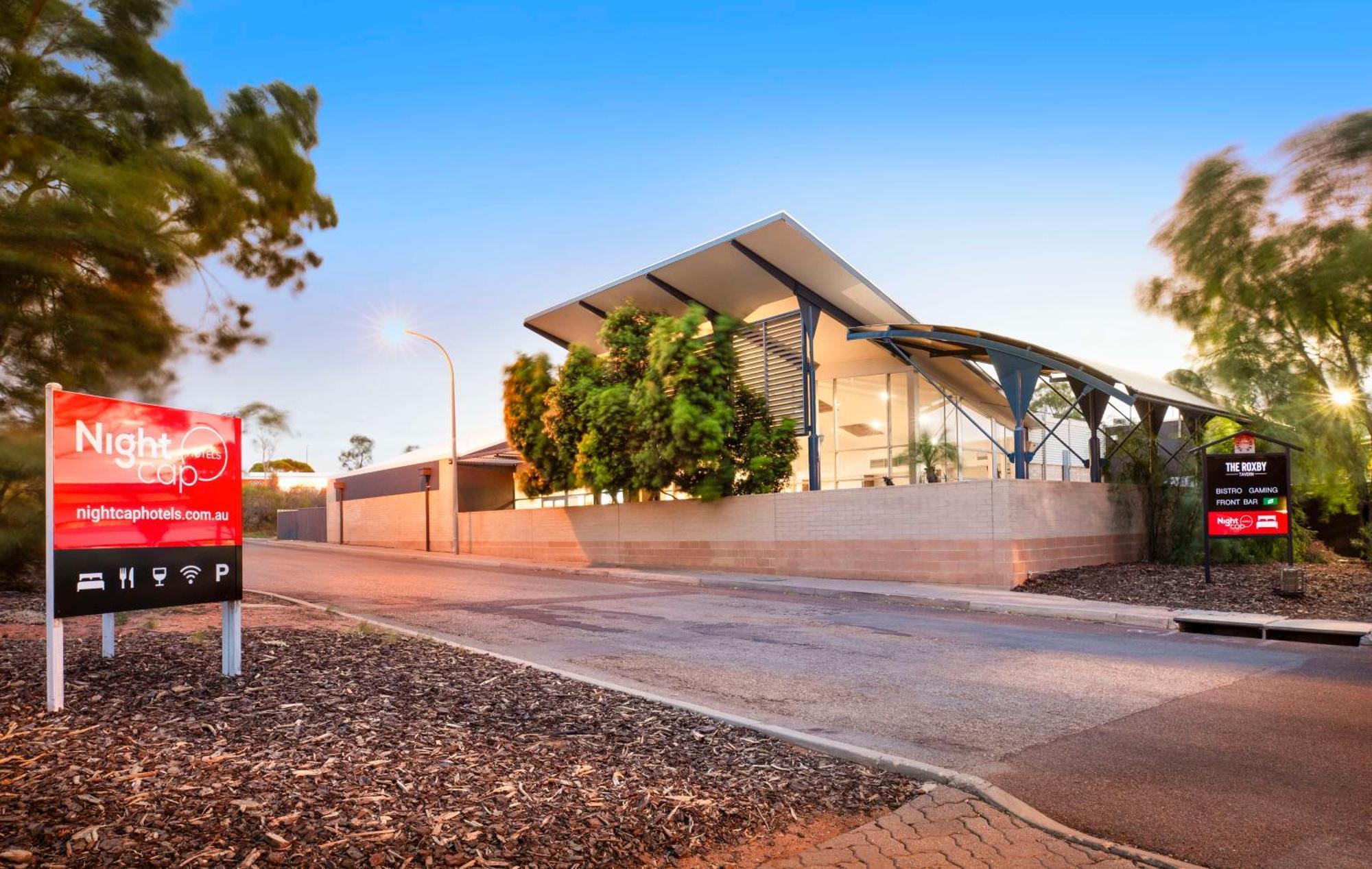 Nightcap At Roxby Downs Motel Exterior photo